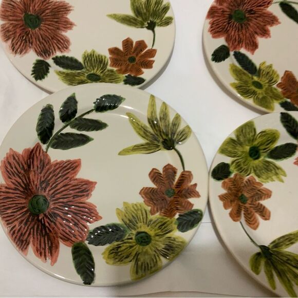 4 tabletops gallery hand painted  Stoneware salad plates 8.75” brushed floral - Picture 9 of 9